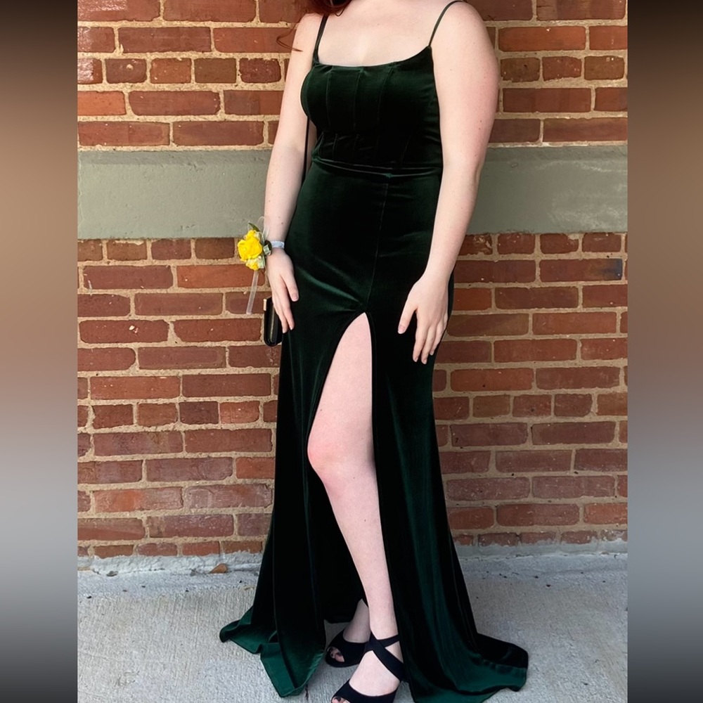 Windsor velvet prom/bridesmaid dress with slit